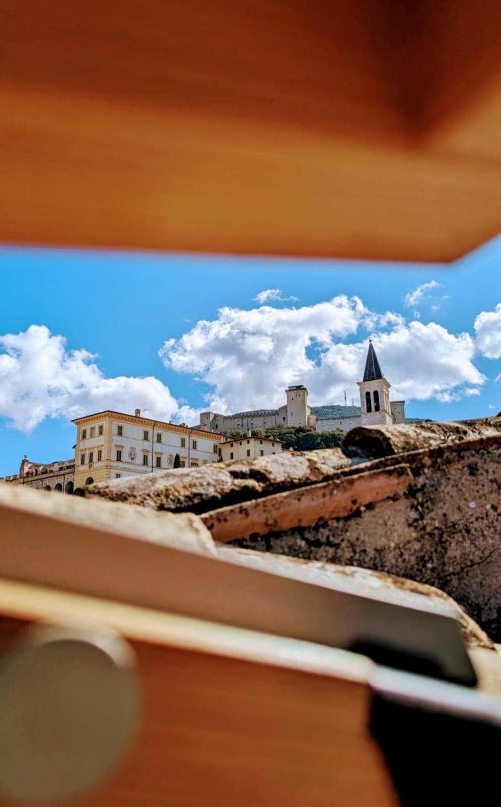 Lizium Spoleto Apartment Luaran gambar